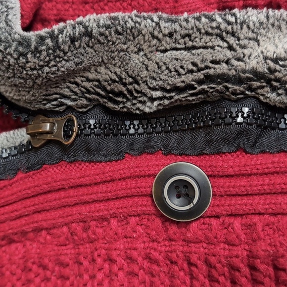 LCR Black Edition Knit Full Zip Sweater in Red Faux Fur Hood Lining - Picture 5 of 11